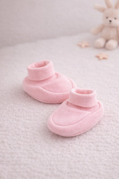 Baby Booties Pink für Neugeborene – bequem & atmungsaktiv