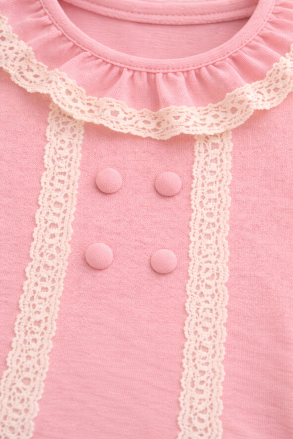 Baby Outfit Rosa – Samtstrampler mit Spitze und passendem Stirnband