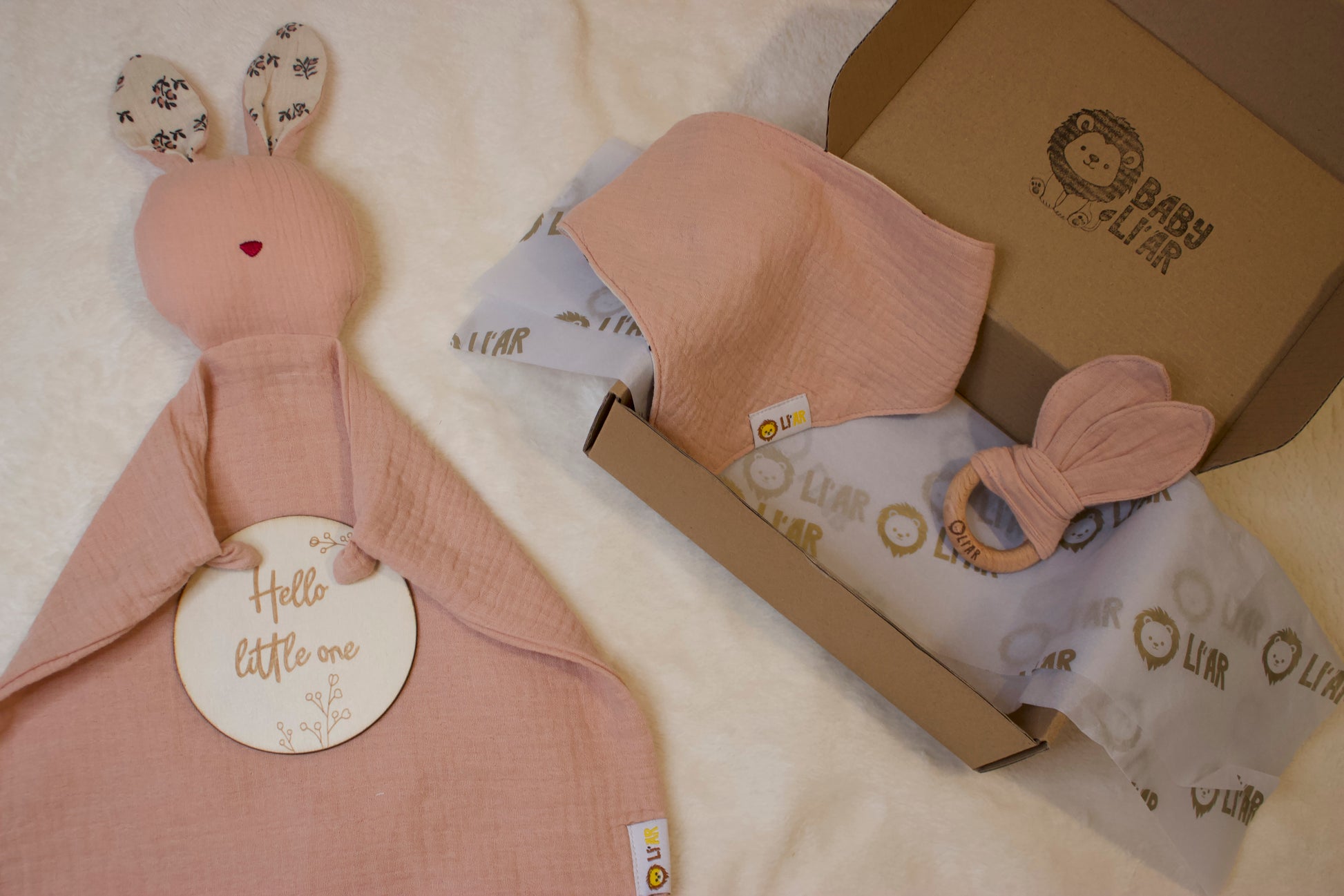 Neugeborenen Geschenk-Box in Rosa – liebevolles Baby Geschenk zur Geburt