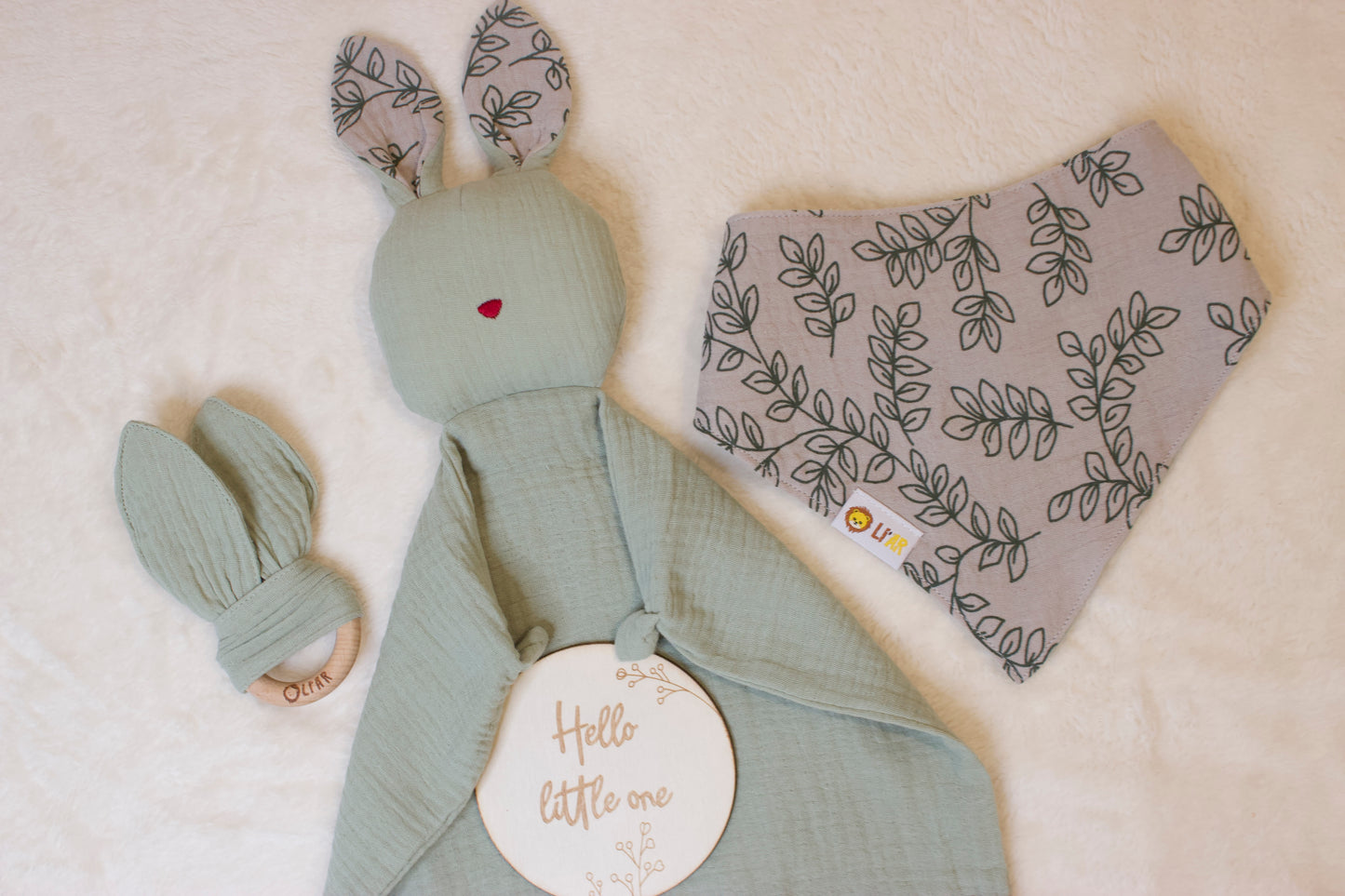 Mintfarbene Geschenkbox für Neugeborene – geschlechtsneutrales Babygeschenk